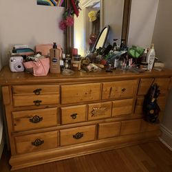 Wooden dresser Set