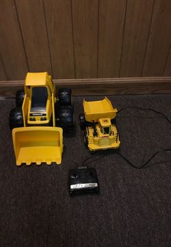 Caterpillar truck & power horse dumper