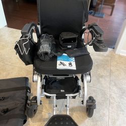 Forza electric Folding wheelchair