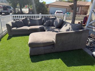 Gray Fabric Sectional Sofa with Chaise