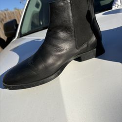 Zara Pointed Boots 
