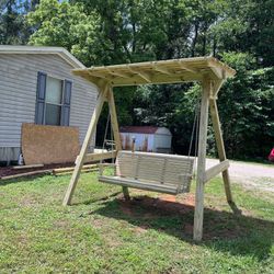 Outdoor Swing 