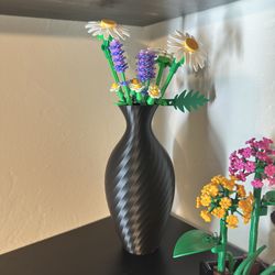 Lego Flower Vase B4G2