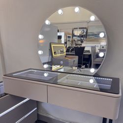 NEW💎Makeup Vanity Dresser and Desk w/ LED Mirror