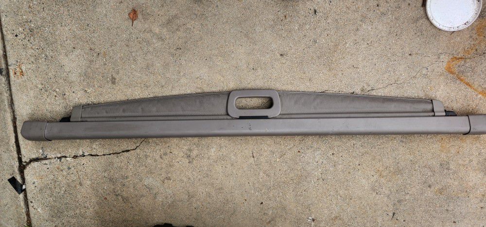   Cargo Cover, For A 2004 Jeep Grand Cherokee