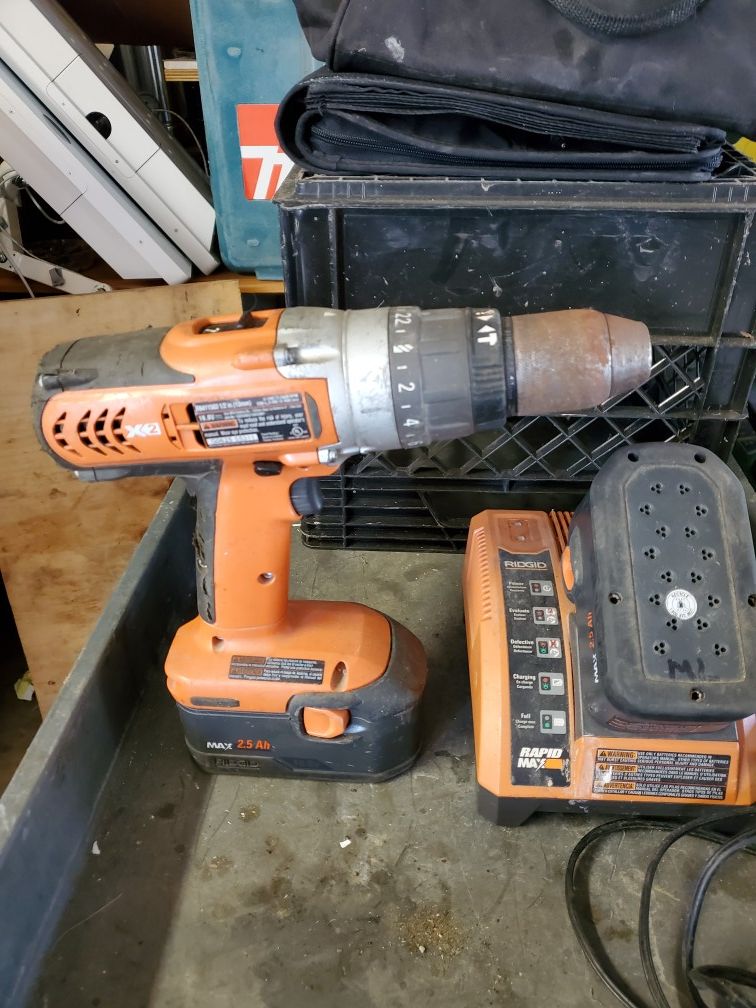 18 volt rigged cordless hammer drill with 2 batteries and charger