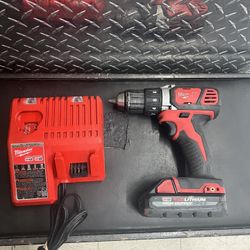 Milwaukee 2606-20 Drill w/CP3.0 Battery & Charger