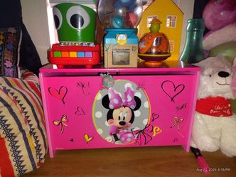 Disney Minnie Mouse Pink Wooden Toy Box