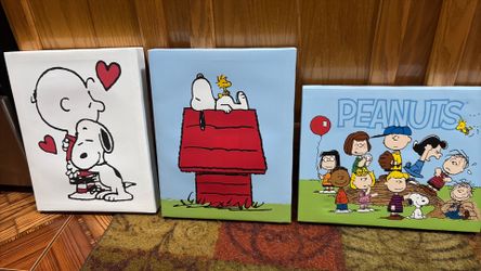 Peanuts wall art