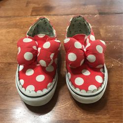 Girls Minnie Mouse Vans Size 2