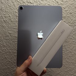 iPad Air 4th Generation 64GB + Apple Pencil (RENEWED) - Includes Charger