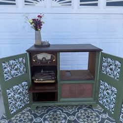 Record Player Shelf