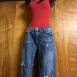 In Great Condition Outfit. Shirt Is A Size Med Pants Are Levi’s 13med In juniors