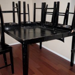 Table And Chairs 
