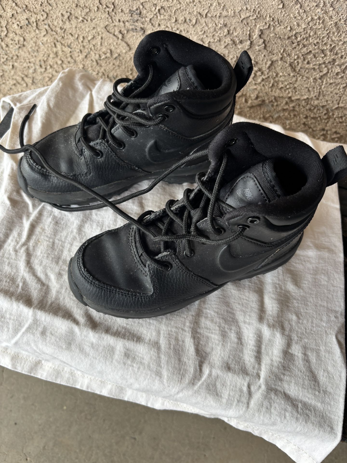 Nike Boots