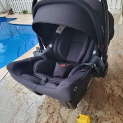 Nuna Pipa Car Seat