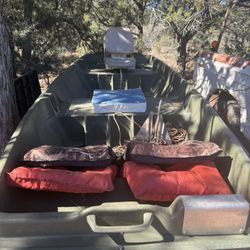 2002 Pelican John Boat