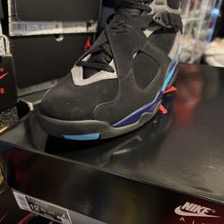 Authentic Jordan / Yeezy Slide
