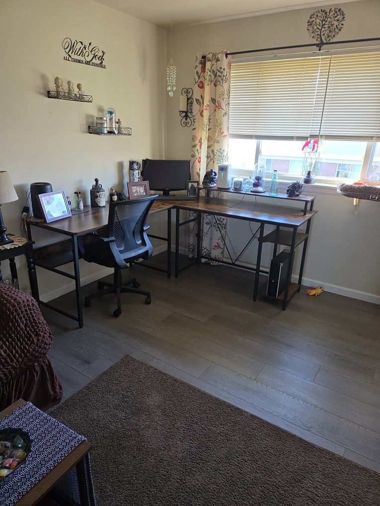 L Shape Desk And Chair For Sale