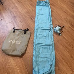 Full-size inflatable bed