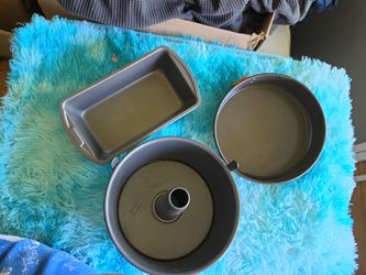 Baking pans