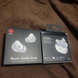 Beats Studio Buds, White