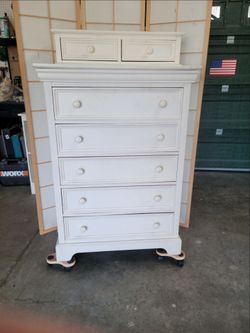 5 drawer white bureau