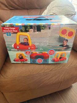 Little Tikes Cozy Coupe Motorized Pool Float w/ Remote