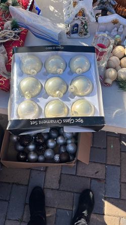 Esferas De Vidrio La Caja$5