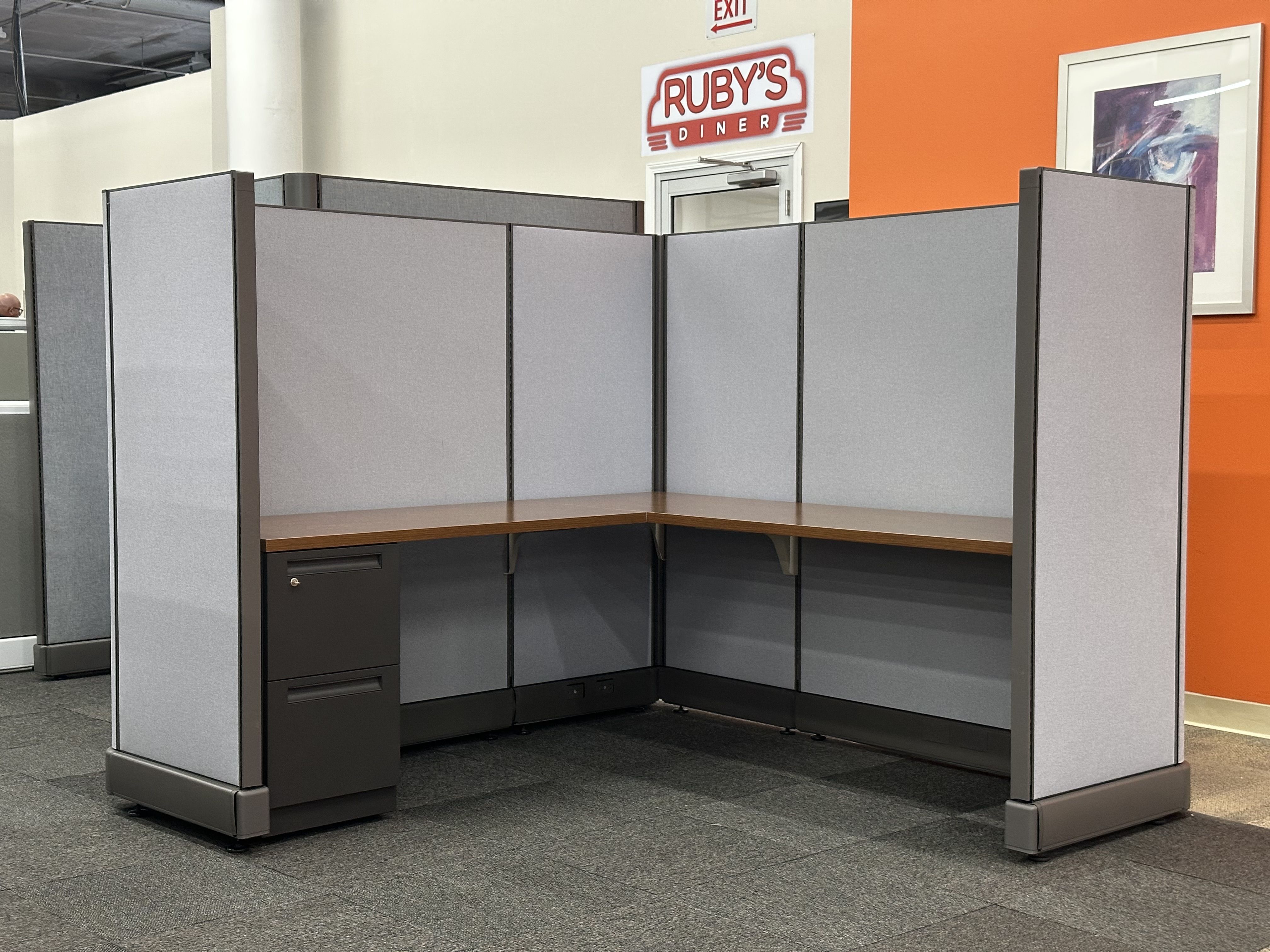 Herman Miller AO2 Cubicle (6'D x 6'W x 63"H)