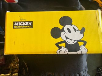 Disney Vans Mickeys Birthday