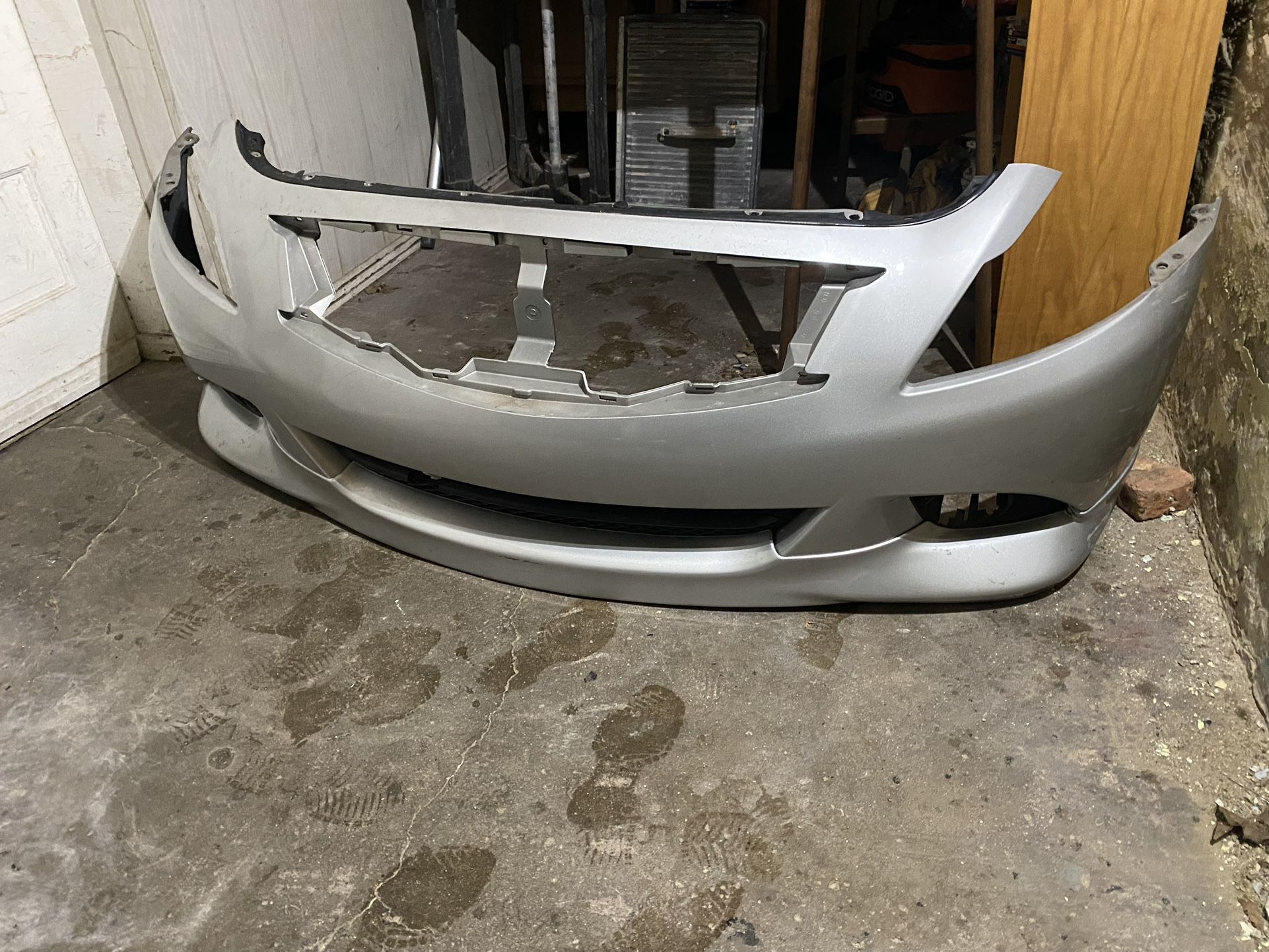 Infiniti G37 Sedan Front Bumper