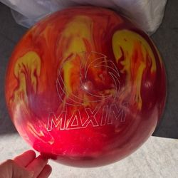 Maxim Ebonite Bowling Ball