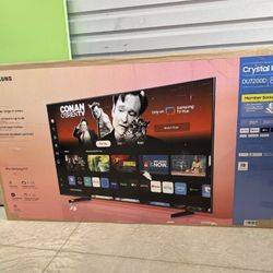 Hd388 85” Samsung smart 4k led Uhd tv floor model 