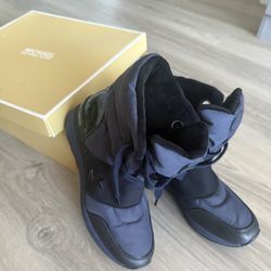 MK Winter Boots Size 7.5-8