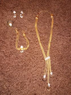 Gold Jewelry set
