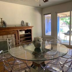 Comedor / Table And Chairs