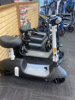 Okai Ceetle Pro Sit Down Scooter W/ Seat