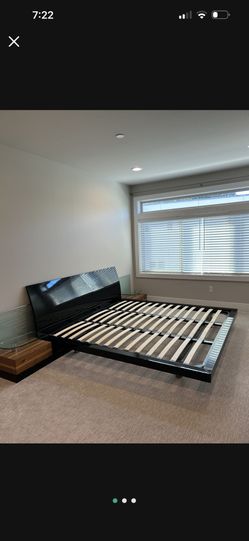 King Bed With Night Stands