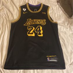 Lakers Jersey 24