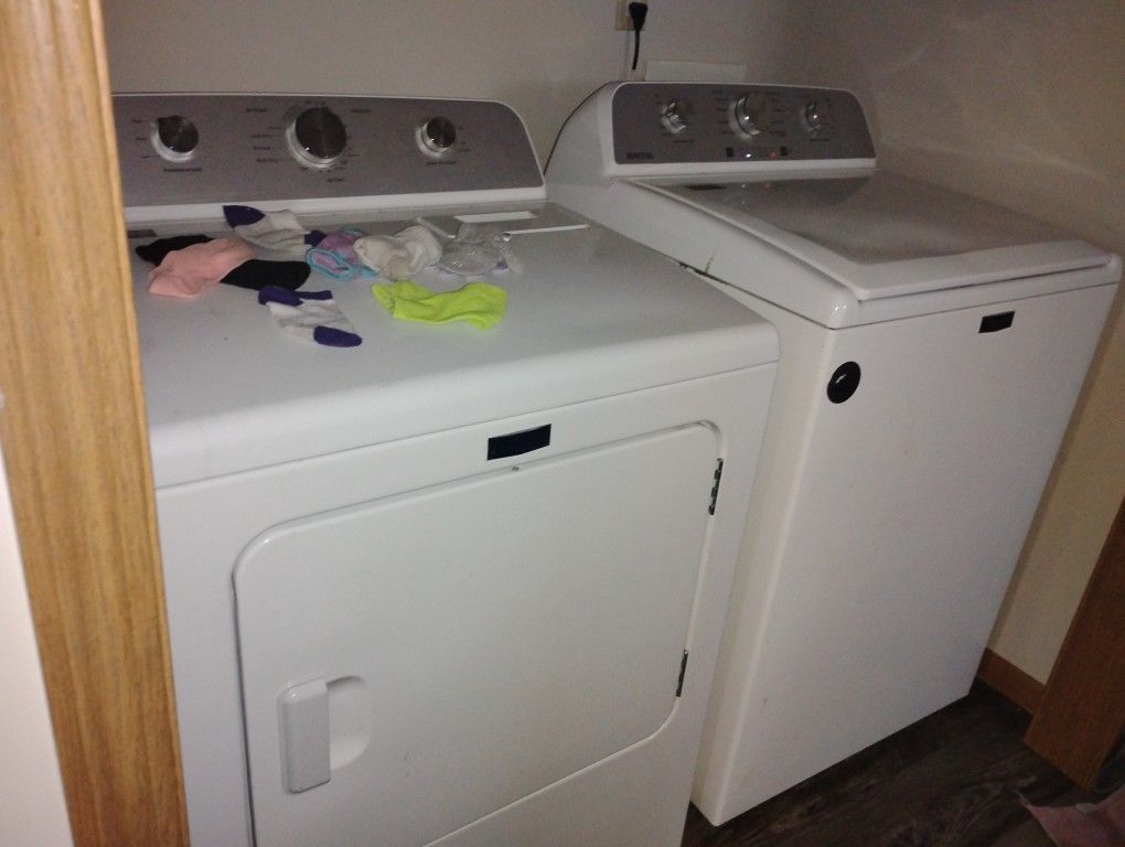 Maytag Washer And Dryer Set
