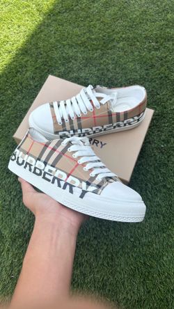 Burbberys shoes