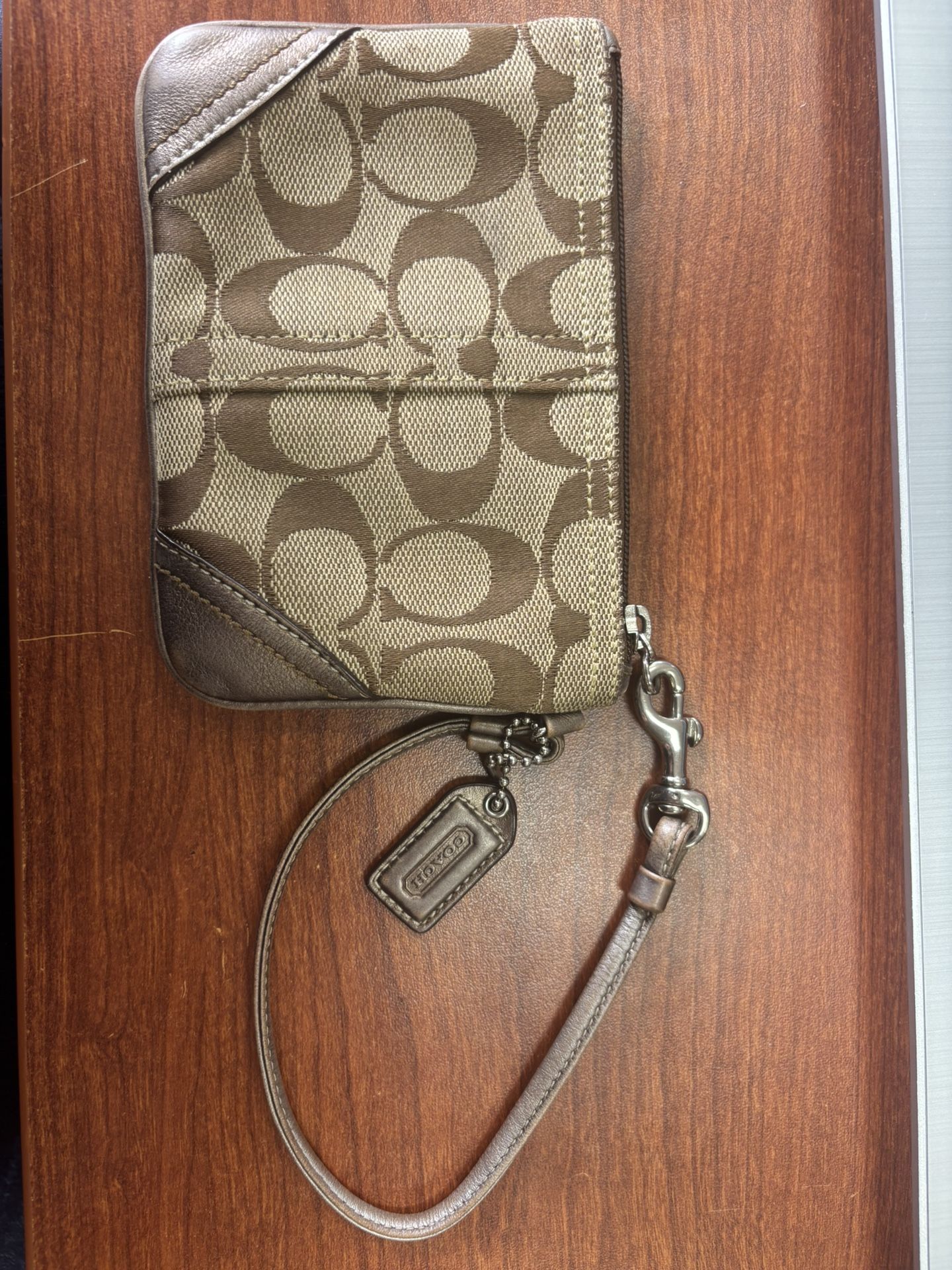 Coach Wristlet 2006