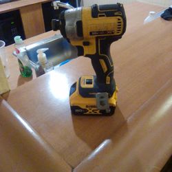 DeWalt DCF887 I/4" Impact 