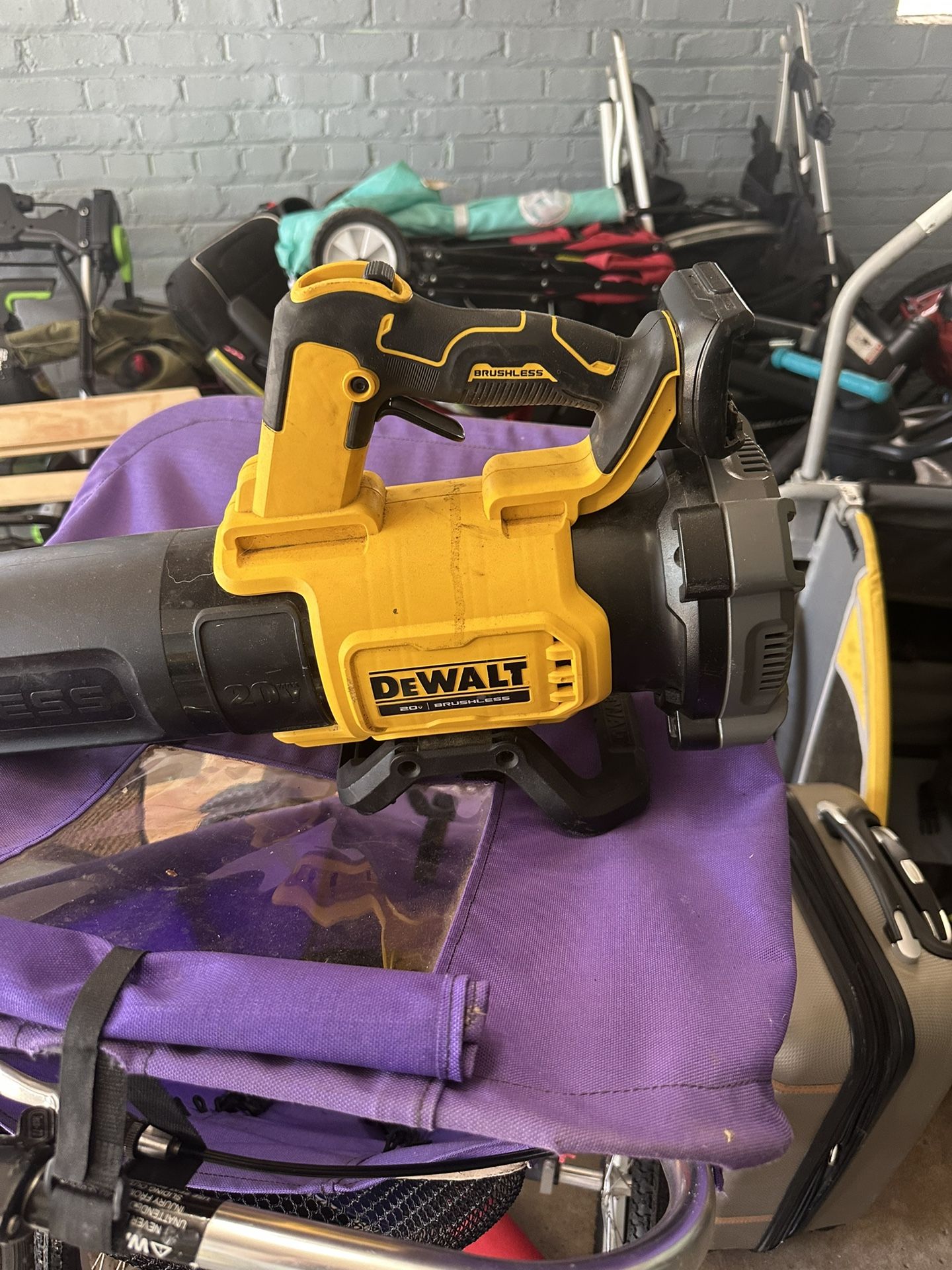 Dewalt Dcbl722