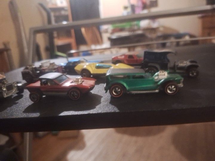 Vintage Hotwheels Redlines Black Wheels Most Are  Made In Hong Kong 