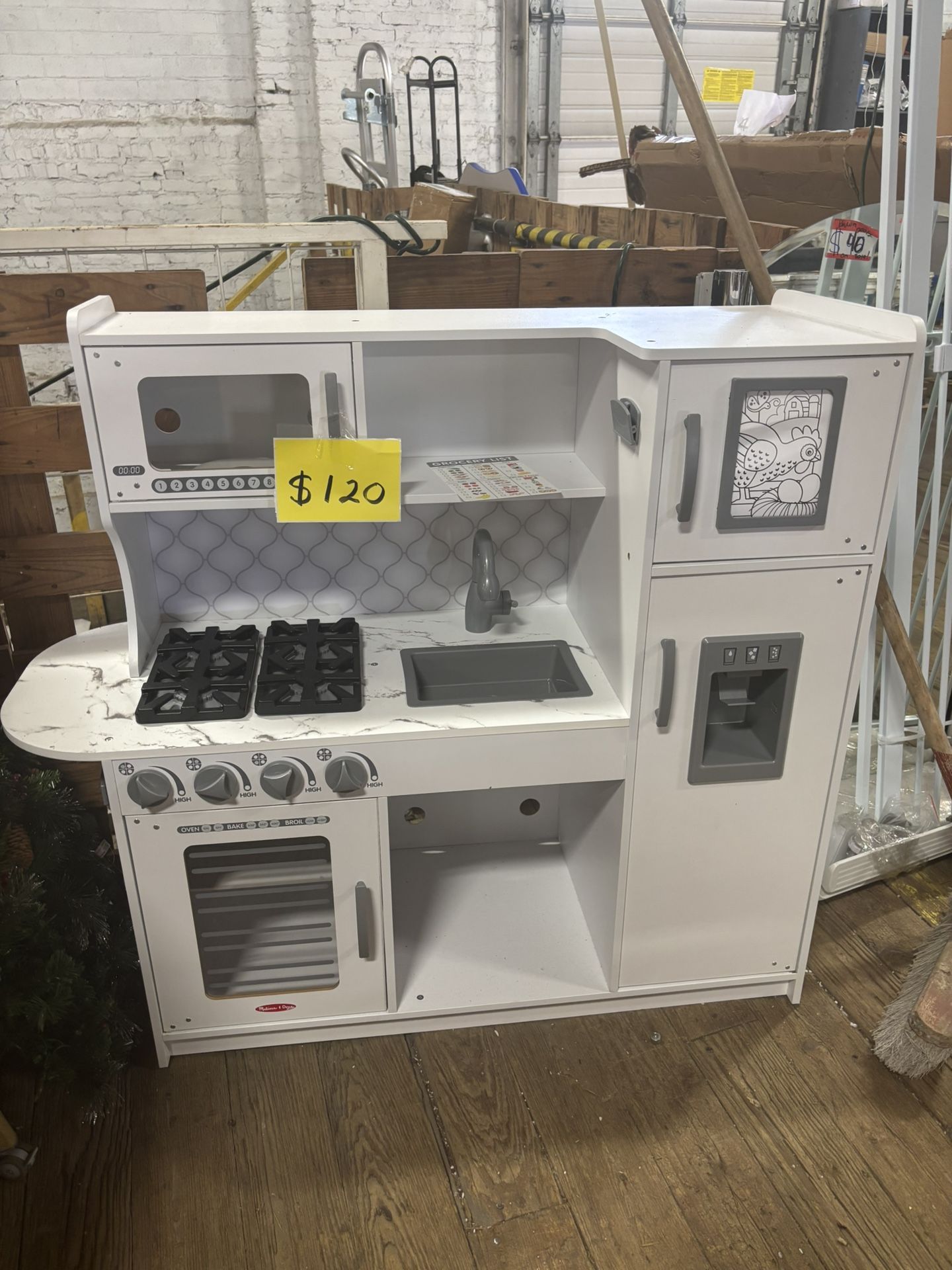 Small Kids Kitchen