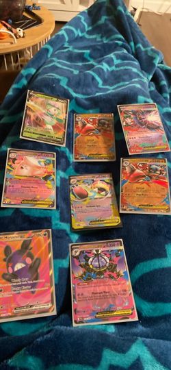Pokémon Holofoil Cards