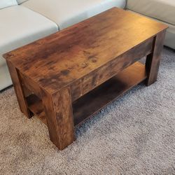 Coffee table with open top. CONDITION NEW