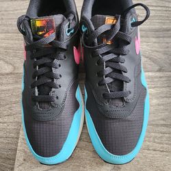 Nike Air Max 1 Jelly Swoosh